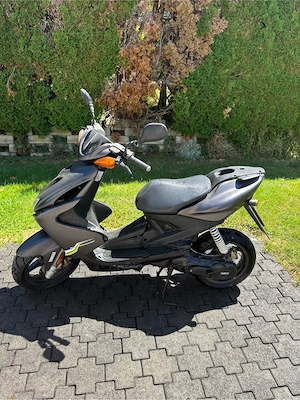 Moped Roller  Bild 5