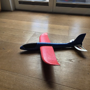Stabieles guterhaltenes Gleitflugzeug Bild 2
