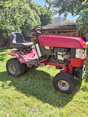 Aufsitztraktor zu vergeben Bild 3