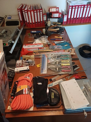 Sehr viele Werkzeuge Maschinen etc ect  Bild 5