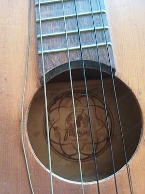 Gitarren abzugeben  Bild 4