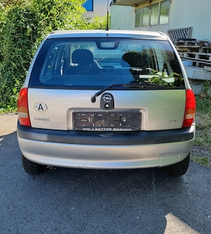 Opel Corsa B 1.0 Benzin 135tkm  Bild 4