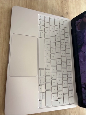 Macbook Neo Bild 3