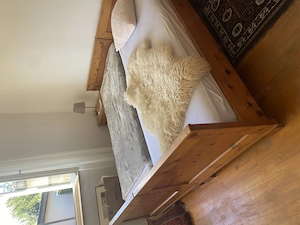 Betten, Nachtkästchen,Kommode