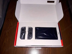 Nintendo Switch V2 mit 10 spiele Bild 3