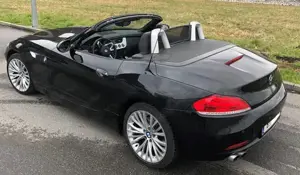 BMW Z4 sDrive 23i Cabrio   Roadster Bild 4