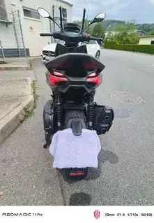 Piaggio Beverly 400s Bild 4