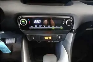 Mazda 2 Bild 8