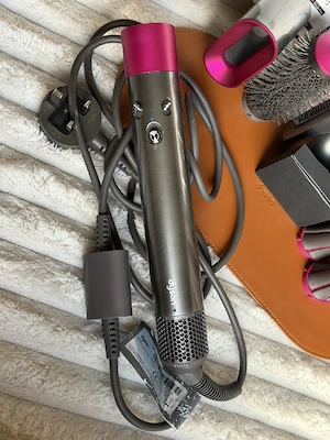 Dyson airwrap  Bild 4