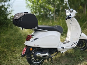 Vespa Sprint 50 4T   weiß, sehr gepflegt, unfallfrei (5.300 km vorgeführt bis 08 27) Bild 4