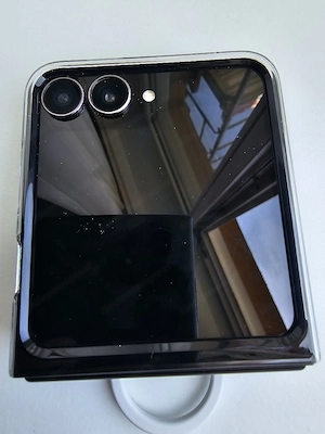 Samsung galaxy Z Flip 7Fee  Bild 2
