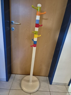 Kindergarderobe  Bild 3