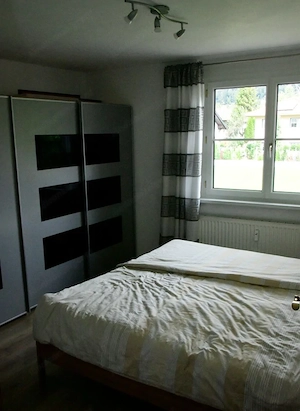 Großzügig geschnittene 2-Zimmerwohnung in Muntlix, zentral und ruhig gelegen Bild 9