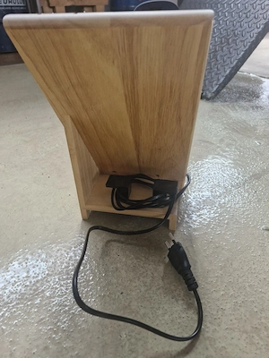 Elektromesser mit einem Edelstahlgehäuse Bild 3