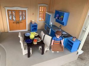 Playmobil - große Villa - inkl. Einrichtung  Bild 5