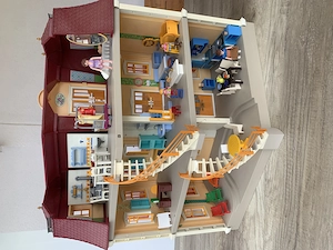 Playmobil - große Villa - inkl. Einrichtung  Bild 2