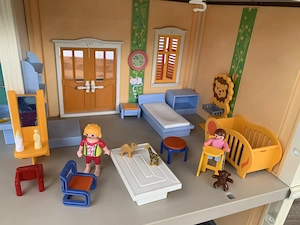 Playmobil - große Villa - inkl. Einrichtung  Bild 6