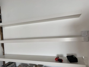 3 Wandregale zu verschenken
