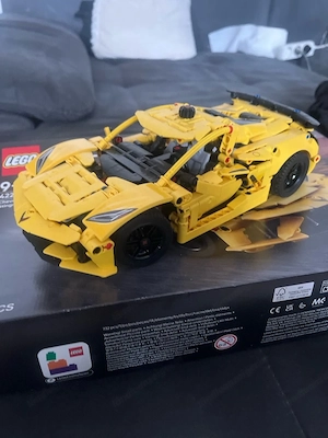lego Technic Corvette Bild 2