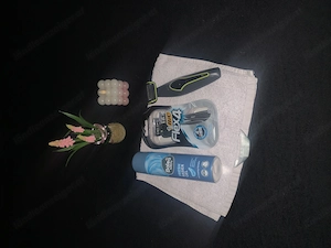 Hallo und herzlich willkommen zur prickelnden xxl Natur Busen masaage and Moore  Bild 5