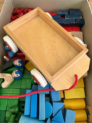 Bunte Holzbausteine mit Holzwagen 180Stück Bild 4