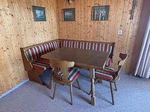 Eckbank, Stühle & Tisch Bild 2