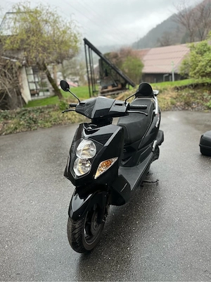 Daelim SL125R Otello Bild 2