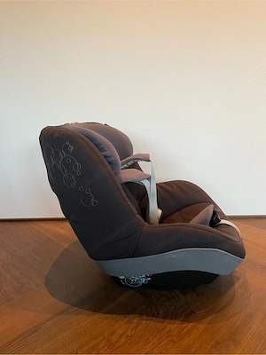 Maxi Cosi Pearl Kindersitz inkl. Isofix Station Bild 2