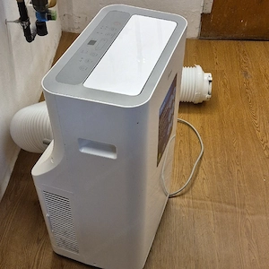 mobile klimaanlage Midea Silent cool 26 pro 9.000 BTU weib Funktioniert einwandfrei  Bild 2