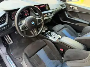 BMW 2er Bild 17