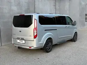 Ford Tourneo Bild 2