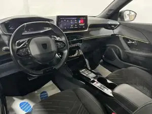 Peugeot 2008 Bild 7