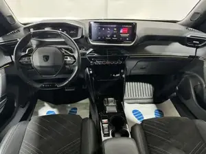 Peugeot 2008 Bild 9