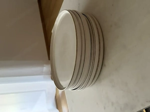 H&M Home Teller aus Steingut