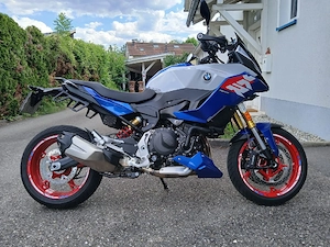 BMW F900XR neuwertig  Bild 2