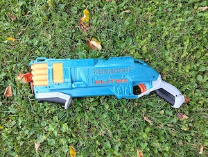 Nerf Elite 2.0 Warden Bild 2