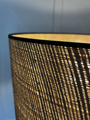 Miliboo Rattan-Stehlampe   Schwarz Natur   Neuwertig Bild 2