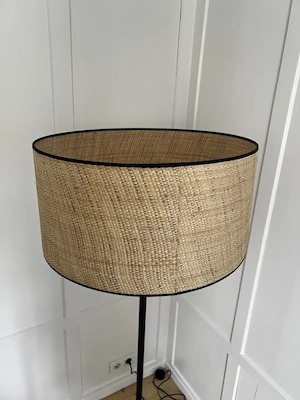 Miliboo Rattan-Stehlampe   Schwarz Natur   Neuwertig Bild 4