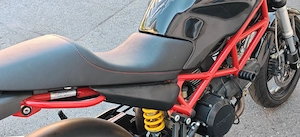 Ducati Moster 695 Bild 2