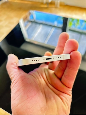 iPhone 12 128 GB Bild 6