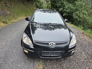 Hyundai  i30   Bild 3