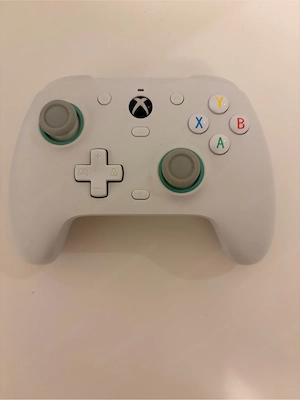 Xbox One S Bild 2
