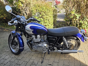 Verkaufe TRIUMPH Bonneville T100  Bild 2
