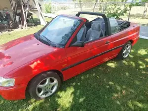 Ford Escort Cabrio Bild 3
