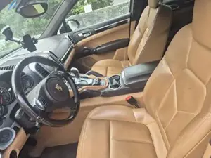 Porsche Cayenne Bild 6