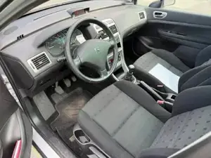 Peugeot 307 Bild 10