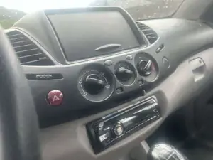 Mitsubishi L200 Bild 4