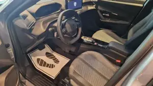 Peugeot 2008 Bild 5
