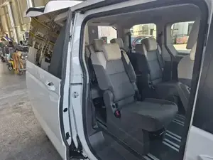 VW Multivan 7 Sitzer eHybrid  Bild 5