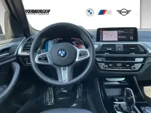BMW X3 xDrive20d M-Sportpaket // Panorama Glasdach // Lenkradheizung Bild 7